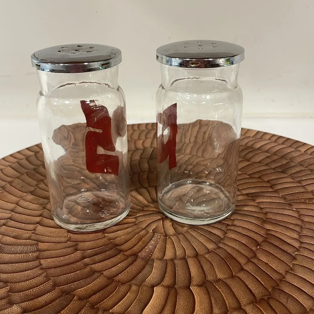 VTG Wheaton Glass Salt & Pepper Shakes MCM Mod Deco Chrome Red Minimalist